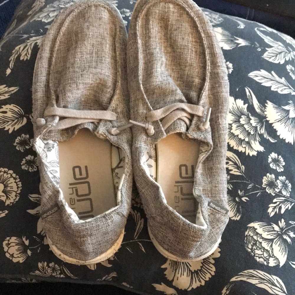 Womens hey dudes Wendy linen- size 11